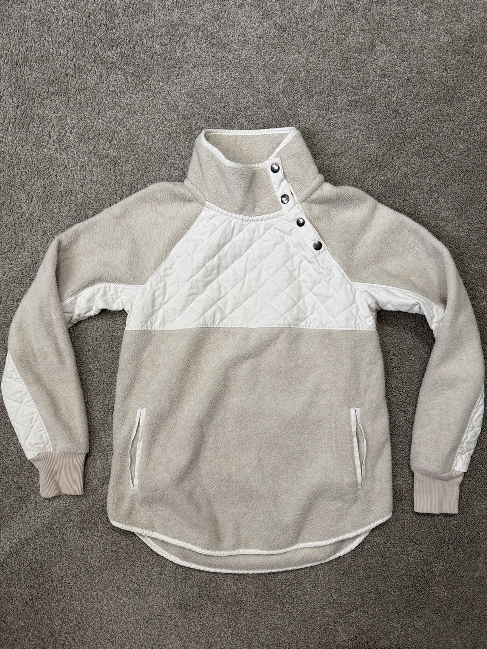 Abercrombie & Fitch Cozy Cream Quilted Fleece Pullover Size S